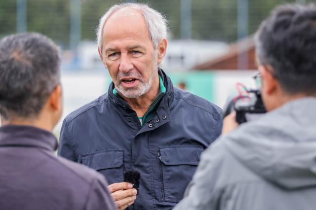 1718913070079071748.jpg 4.jpg